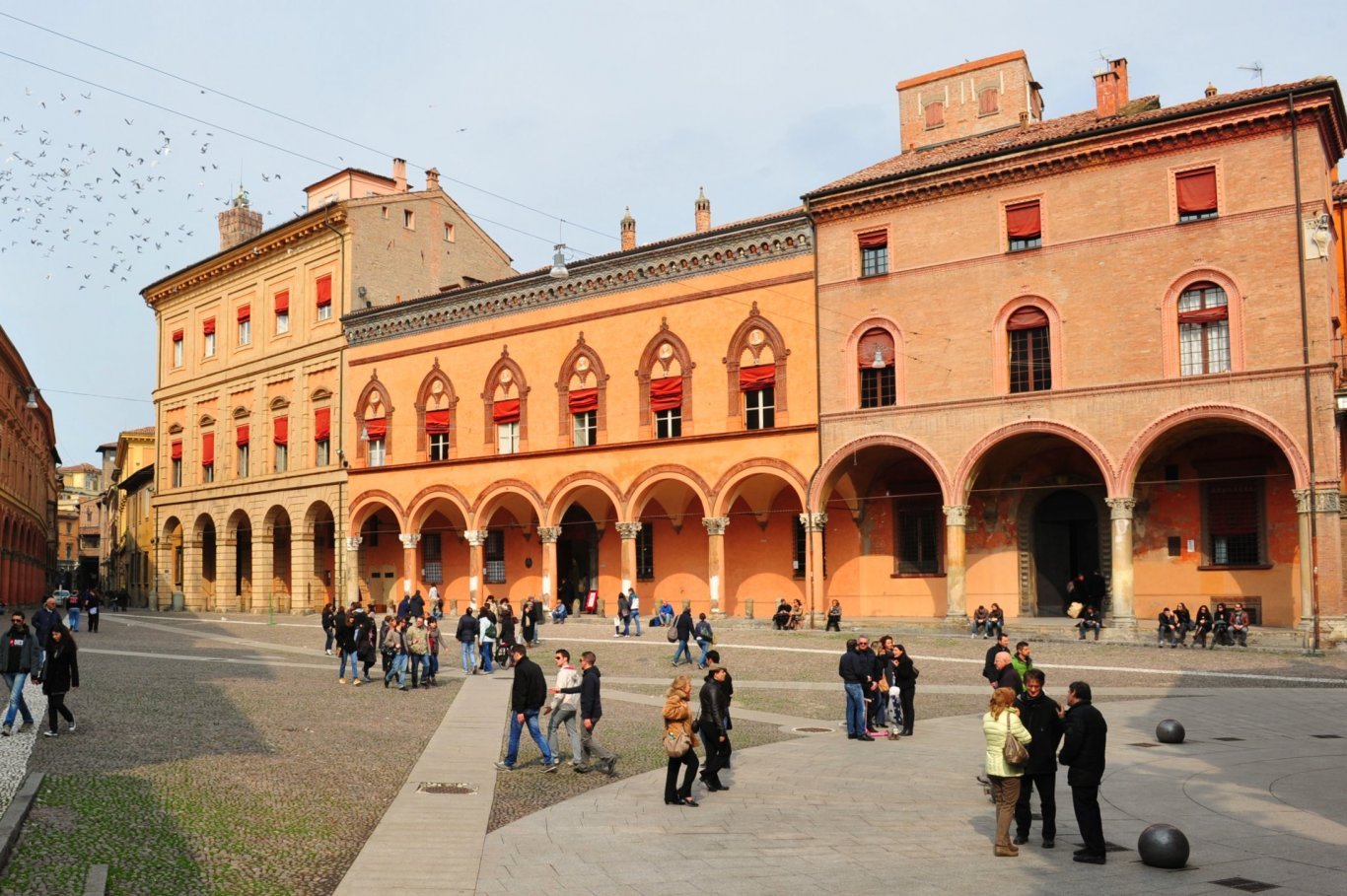Piazza Santo Stefano (Bologna) in marzo