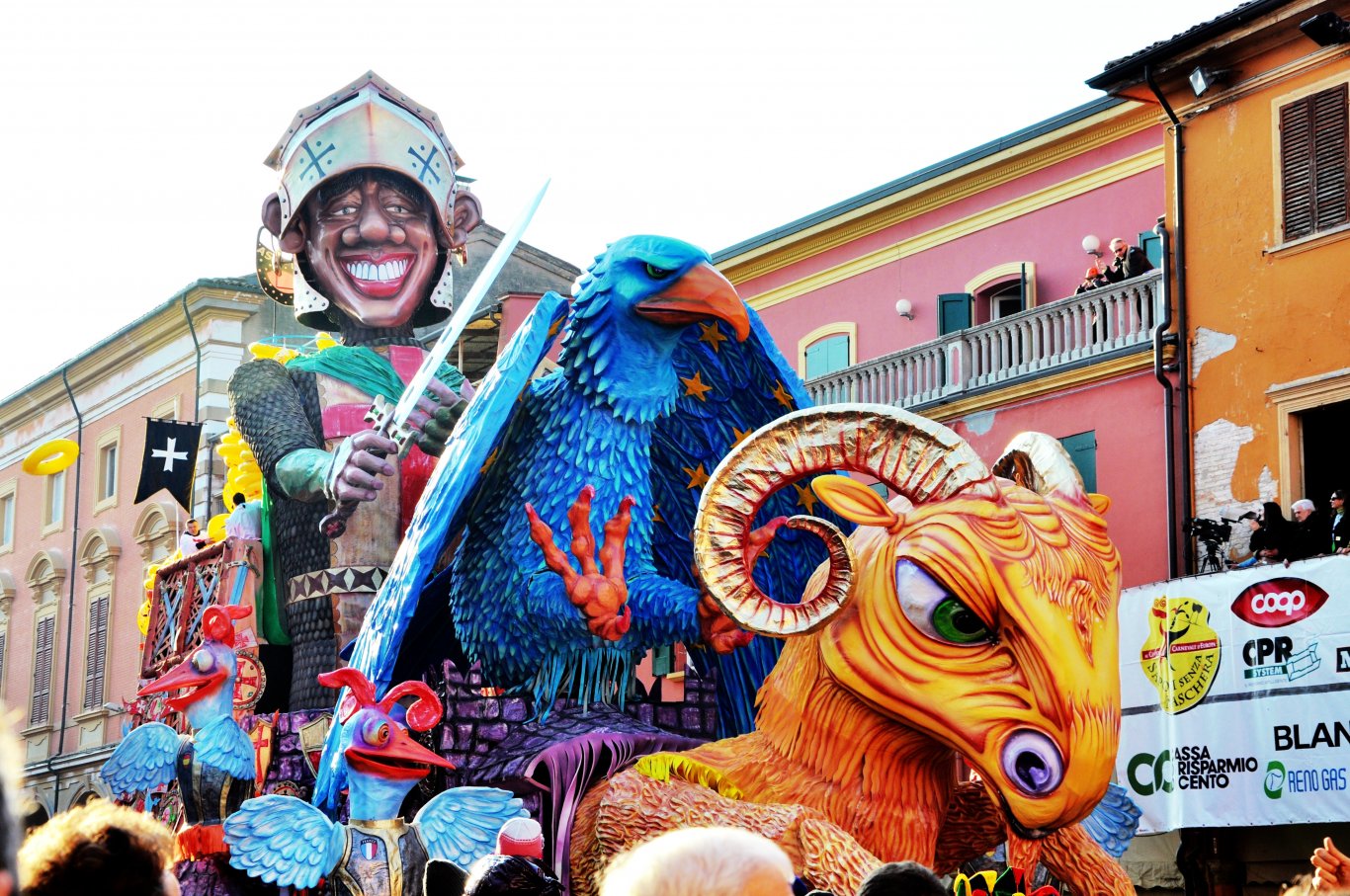 Carnevale di Cento 2010, carro del Risveglio