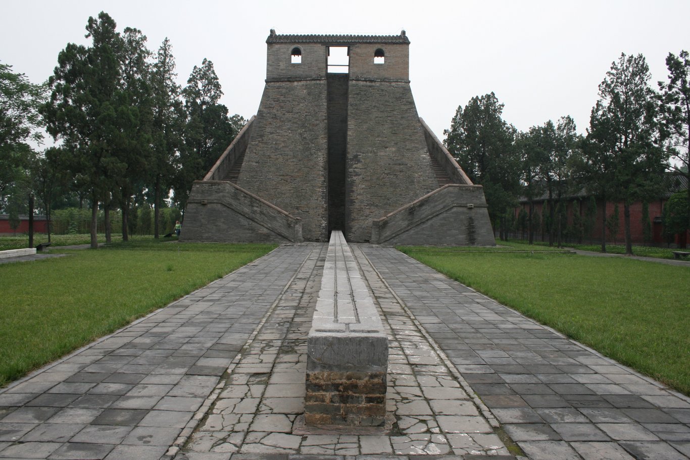 Gnomone di Guo Shoujing (1231-1316) a Dengfeng