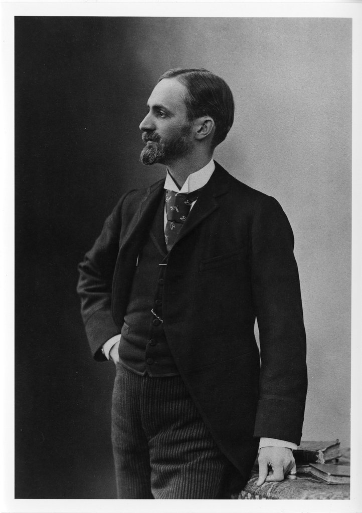 Ritratto di George Eastman, fondatore della Eastman Kodak Company, nel 1890, due anni dopo la creazione di Kodak.
